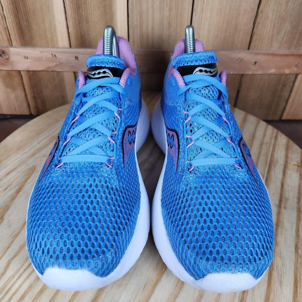 Saucony Kinvara 14 Shoes Womens 8 Blue Mesh Running Sneakers S10823-31 - Picture 2 of 9